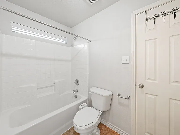 13459 Juneau Dr — Photo 22