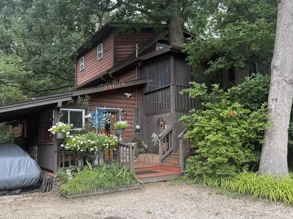 24624 81st PLACE, Salem, WI 53168