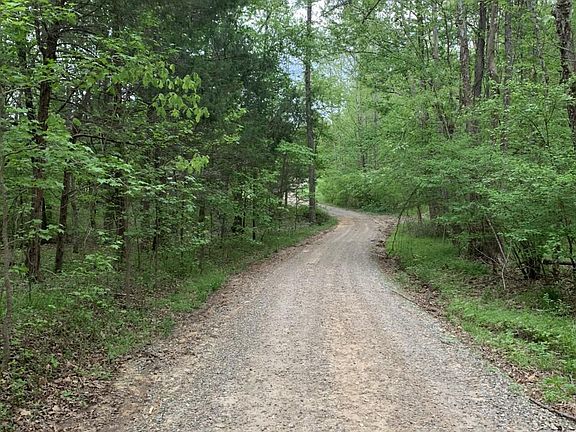 2nd image of 1189 Cedar Lake Rd