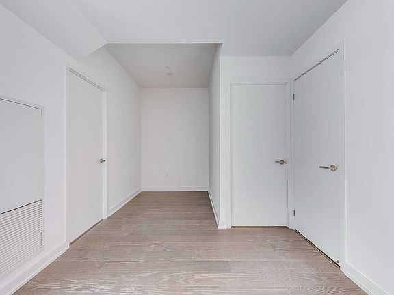 4th image of 11 Wellesley St W #405