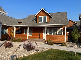 31 Hitchcock Dr, Dover, ID 83825