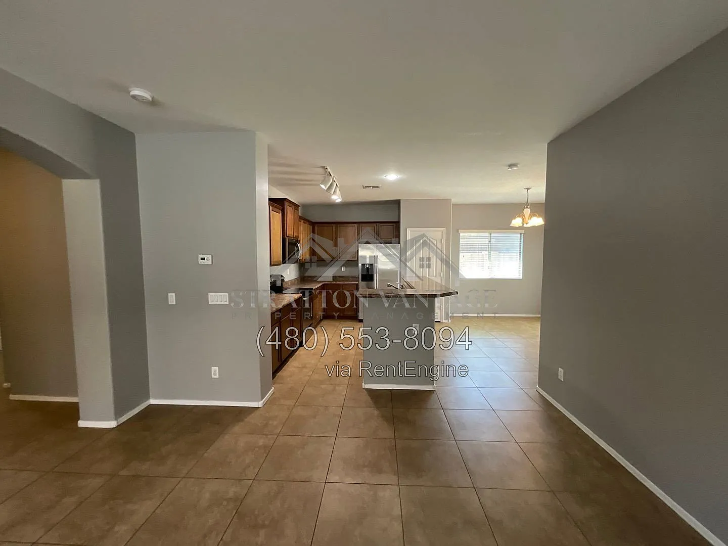 4 bed, 2.0 bath, 1656 sqft, $1,995 — Photo 3