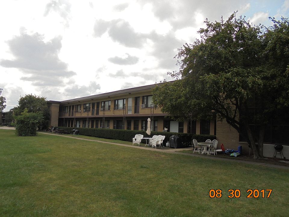 1st image of 40 King Arthur Ct APT 16
