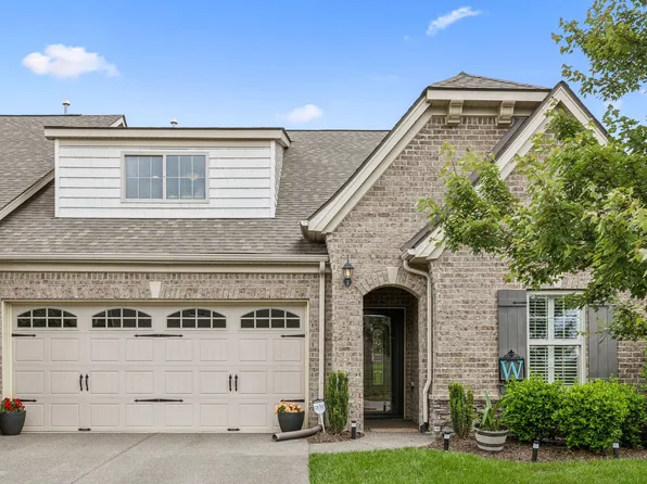 1420 Whispering Oaks Dr, Lebanon, TN 37090