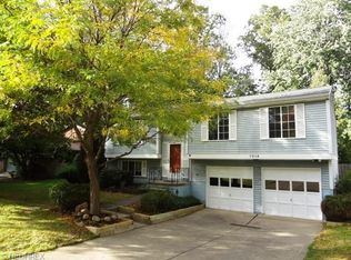 7215 Hodgson Rd, Mentor, OH 44060