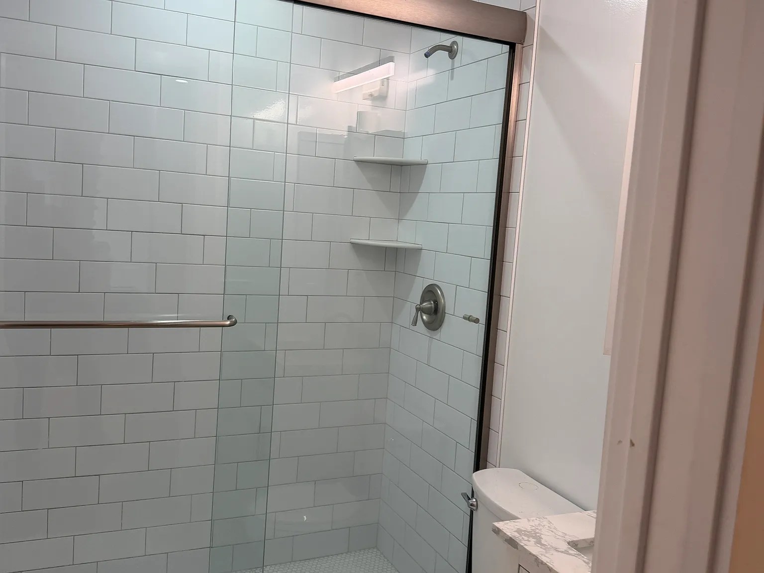 1 bed, $2,100 — Photo 2