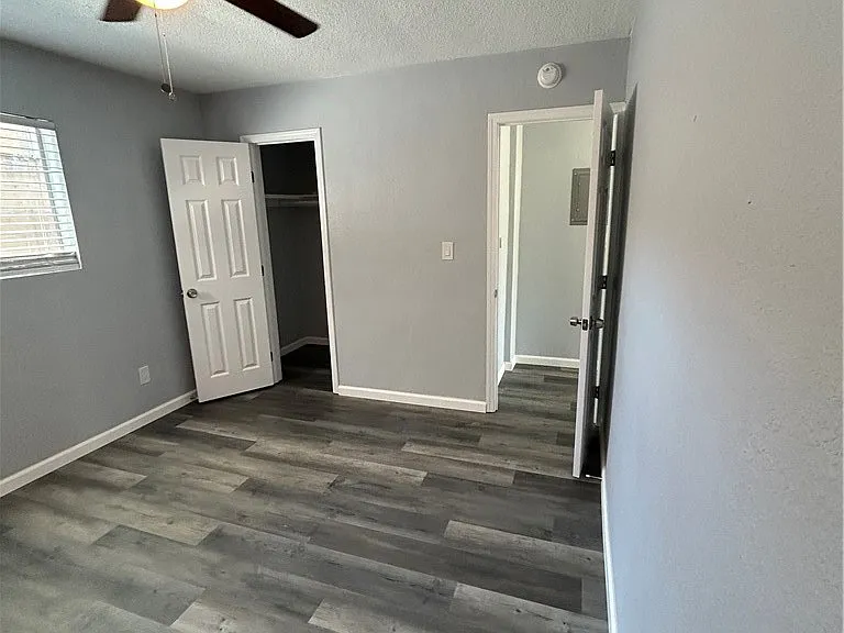 8523 Cedar St — Photo 29