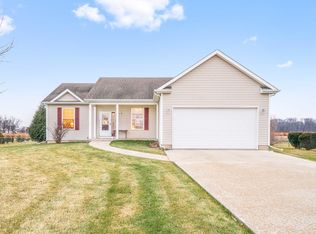 3940 E 550th Rd, Mendota, IL 61342