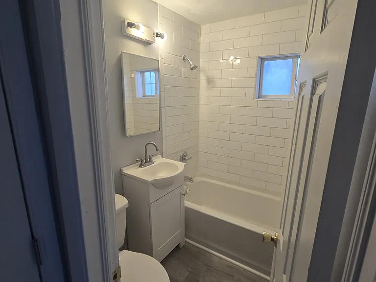 70 Grove St #70 — Photo 5
