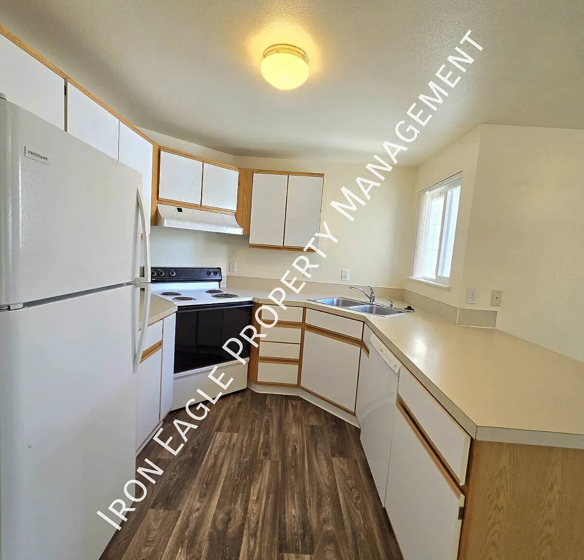 8139 W Cory Ct — Photo 3