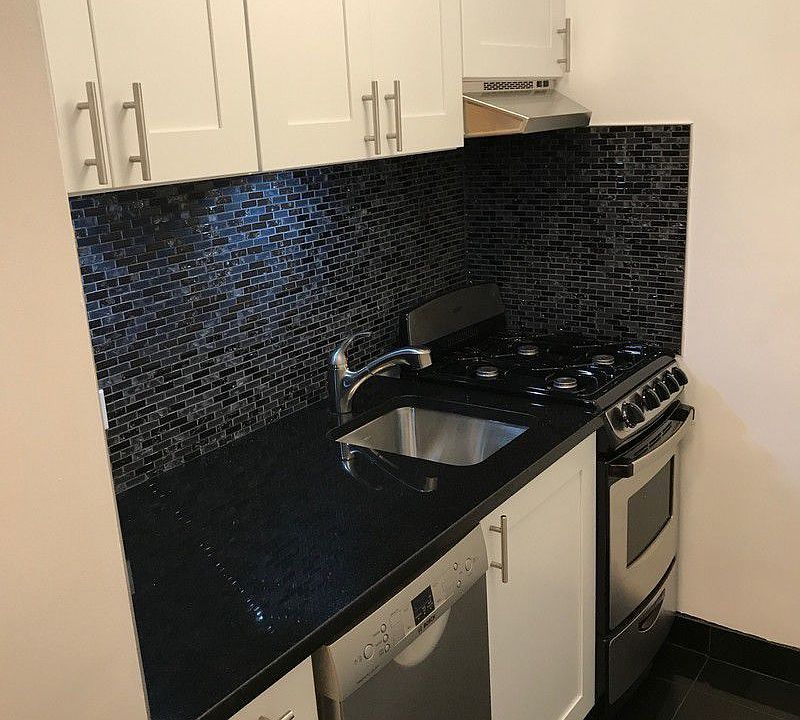 1st image of 35-41 E 38th St #4H