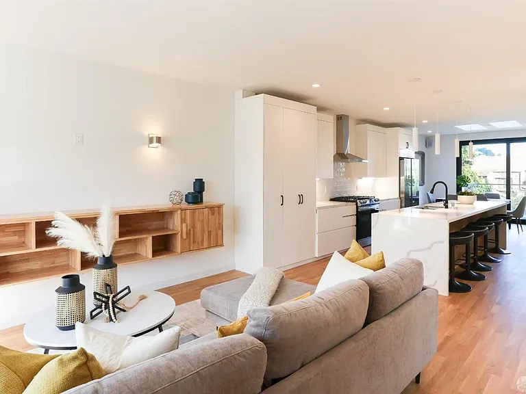 40 Francis St — Photo 27