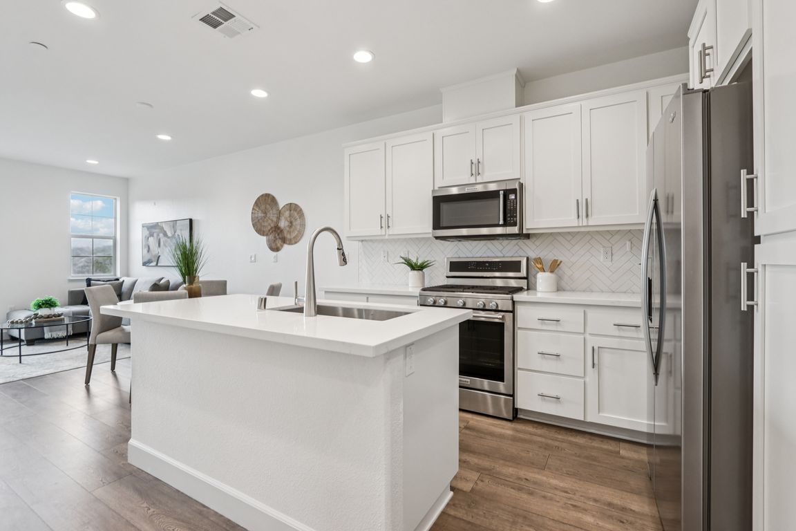 next background image