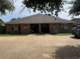 3809-11 Oldenburg Ln, College Station, TX 77845