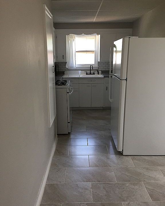 3rd floor kitchen