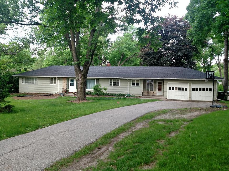 1st image of 3805 Dawes Dr