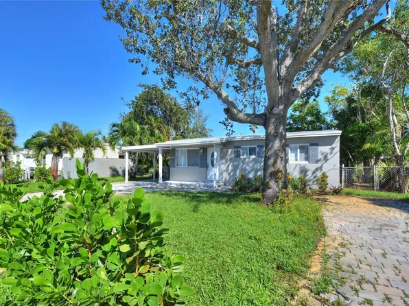 2864 NE 12th Avenue, Pompano Beach, FL 33064
