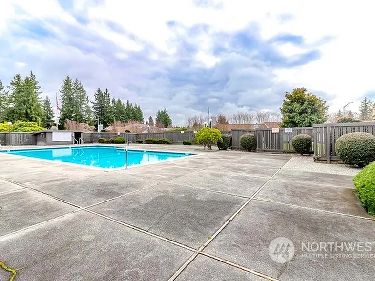 1506 N Defiance St #R208 — Photo 21
