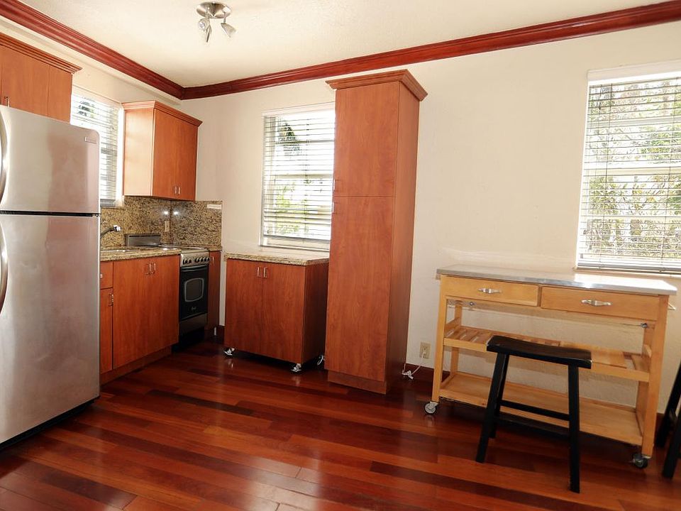Kitchen/ living area