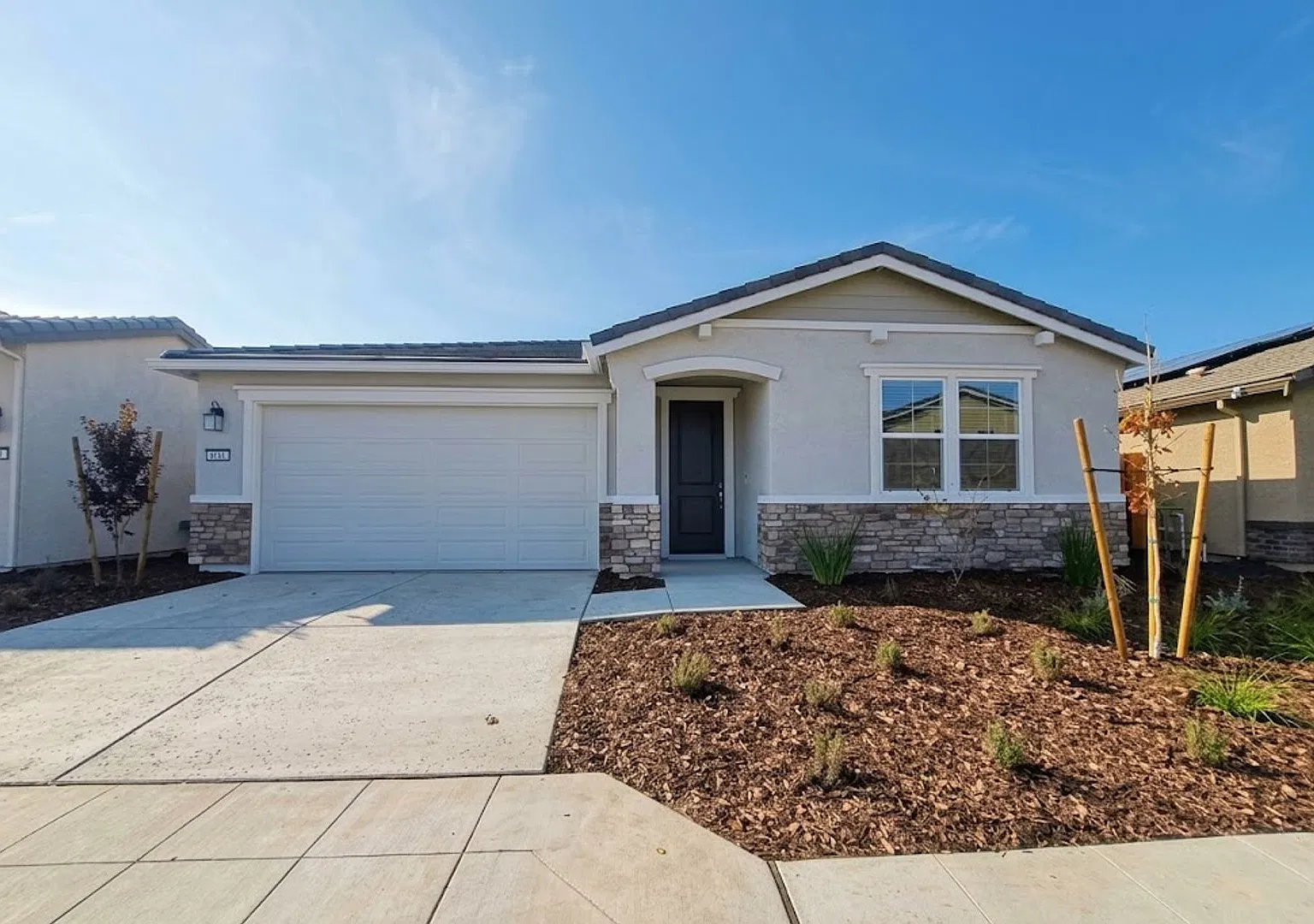 Charming Single-level Home in Fresno! — Photo 1