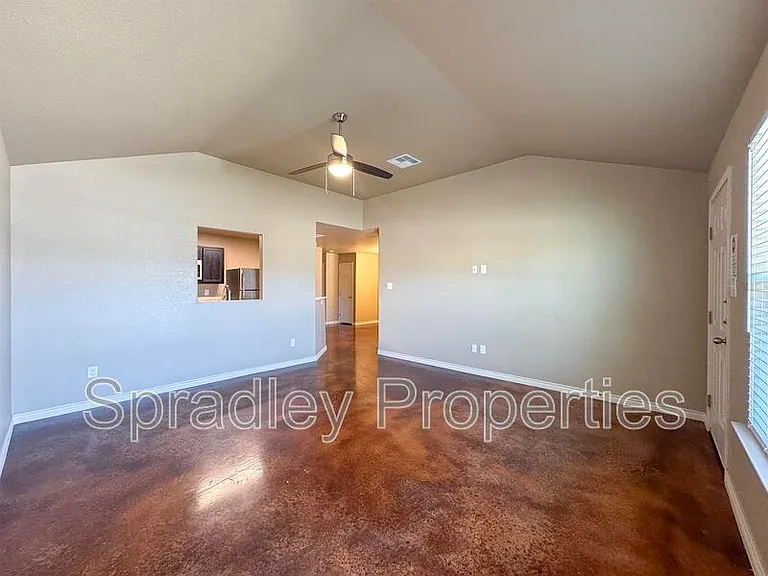 1654 Sabine Rd — Photo 2