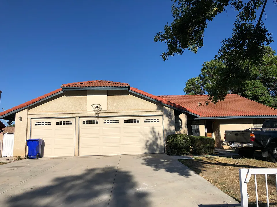 11049 Fremont Ave