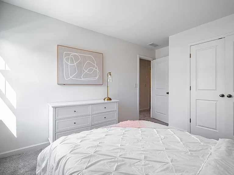 8317 Hunters Grove Rd — Photo 17