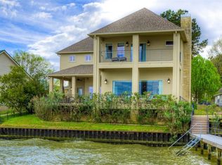 111 Harbour Point Cir, Coldspring, TX 77331