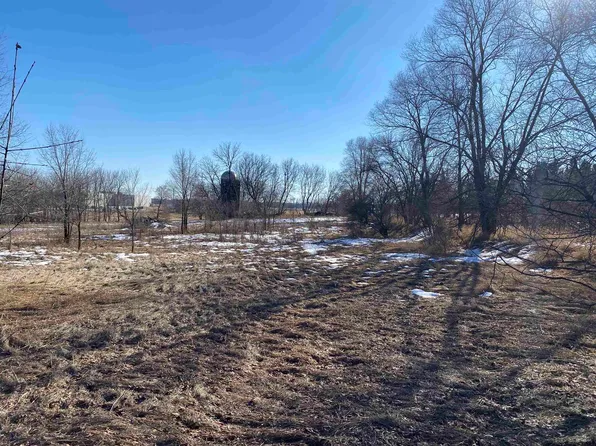 W6720 County Road B, Shawano, WI 54166