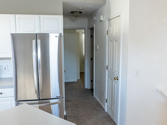 4th image of 2927 Burritt St NW