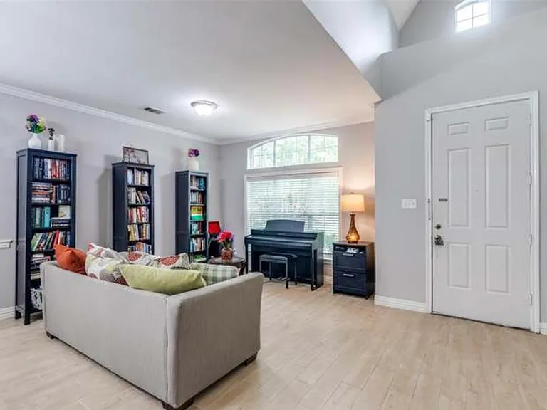 5301 Ridge Run Dr — Photo 1
