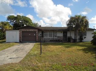 210 Oregon Way, Lehigh Acres, FL 33936