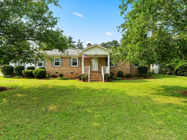 130 Oxford Rd, Greenwood, SC 29649