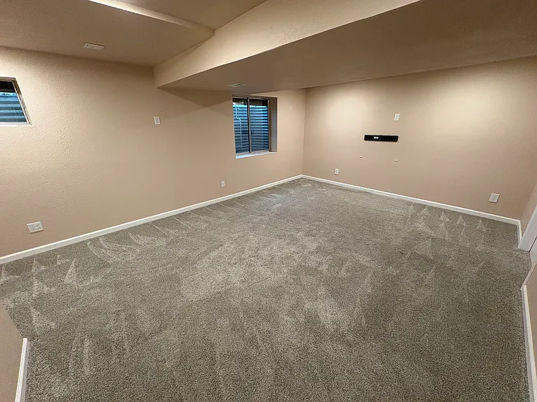1370 Knollwood Way — Photo 18
