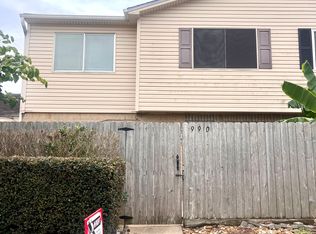 990 Park Meadow Dr, Beaumont, TX 77706