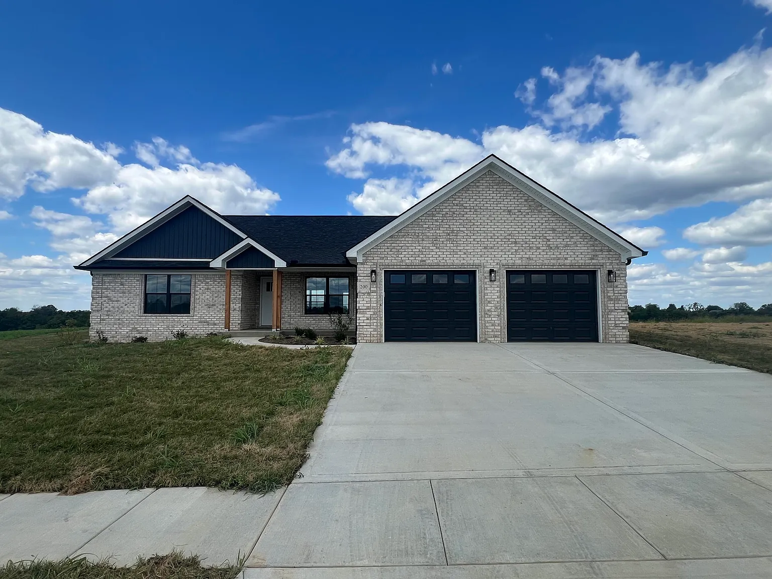 200 Carhartt Dr photo 1