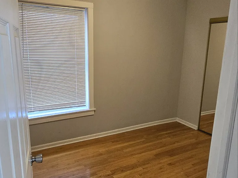 2745 W Belmont Ave #1 — Photo 5