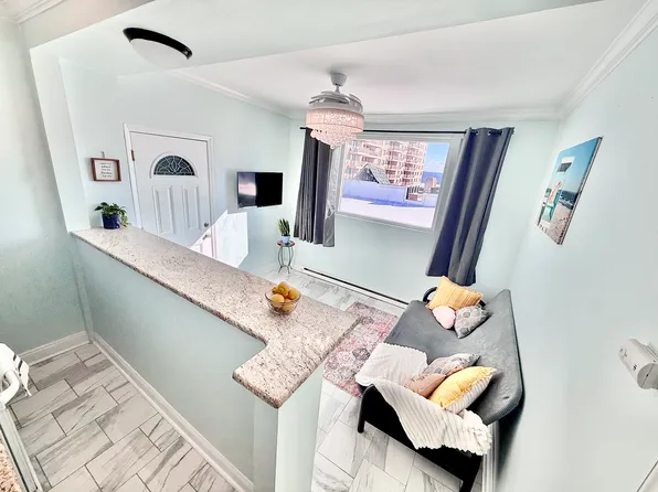 5003 Atlantic Ave APT 7, Ventnor City, NJ 08406
