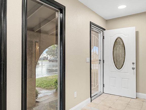 5th image of 430 Becky Way