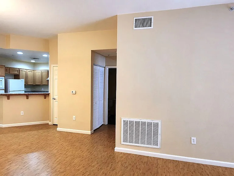 27 E Agate Ave #209 — Photo 29