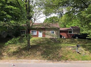 512 Oak St, East Alton, IL 62024