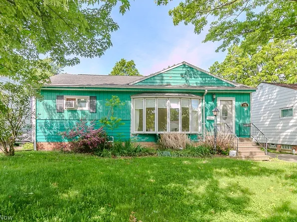 1562 Empire Rd, Wickliffe, OH 44092