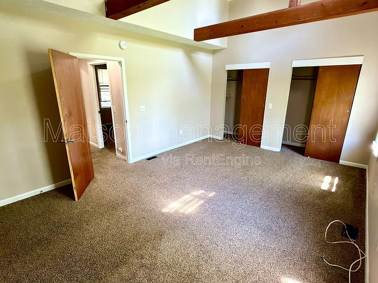451 Averill Ave — Photo 16