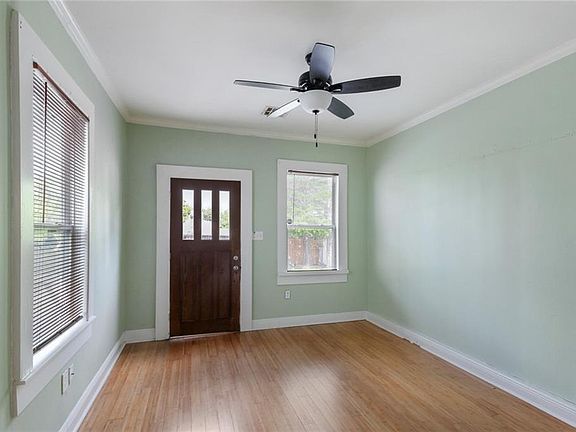 3rd image of 517-19 General Taylor St