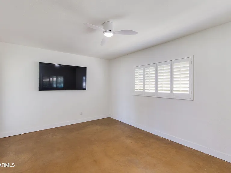 3412 E Turney Ave — Photo 16