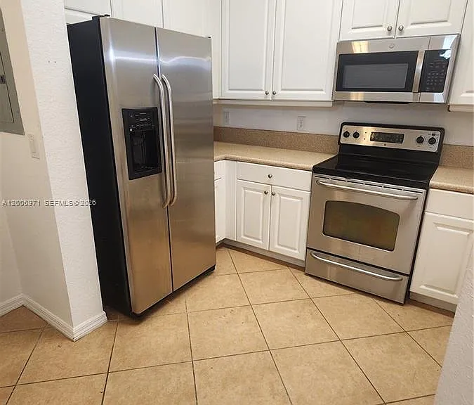 3600 Oaks Clubhouse Dr #206 — Photo 10