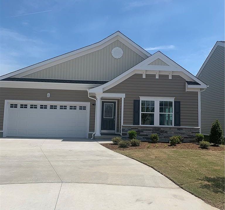 1st image of 104 Corcoran Ln