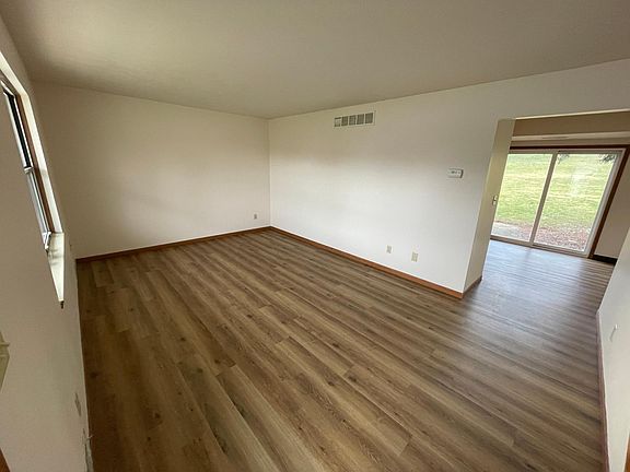 2nd image of 1227 Frank Dr
