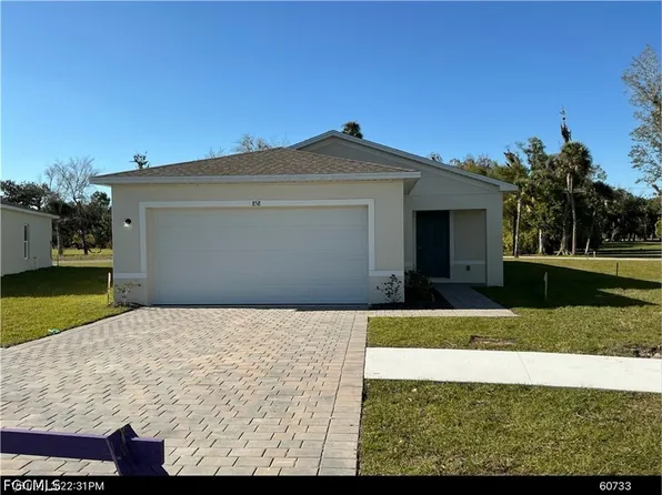 858 Friendship Cir, Labelle, FL 33935