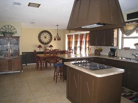 3rd image of 1001 Michael Sean Ct